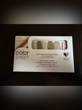 Color Street Eggs-travaganza Nail Polish Strips